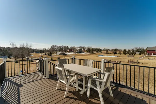 330 5th ST SE, Oronoco, MN 55960
