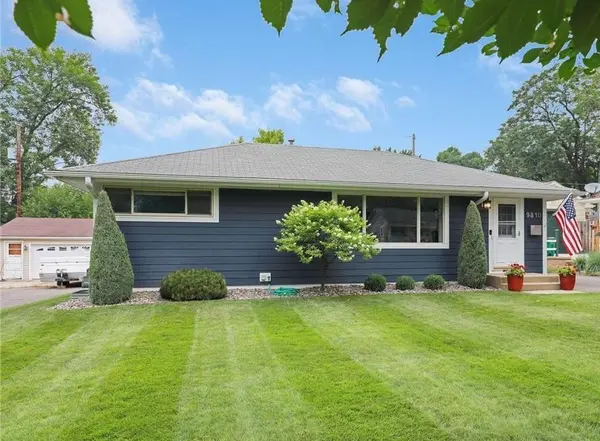 9810 W 18th ST, Saint Louis Park, MN 55426