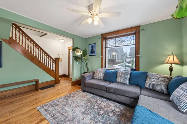925 Western AVE N, Saint Paul, MN 55117