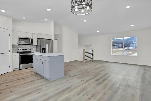 120 Coulee WAY, Wabasha, MN 55981