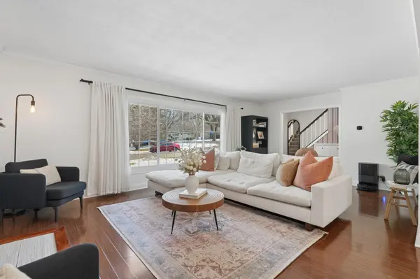 4254 Duke DR, Minnetonka, MN 55345