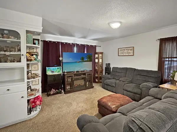 413 Sylvan ST, Owatonna, MN 55060