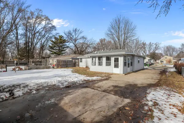 834 Brisbin ST, Anoka, MN 55303