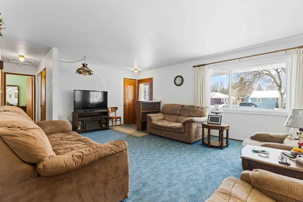 1722 15th ST S, Fargo, ND 58103