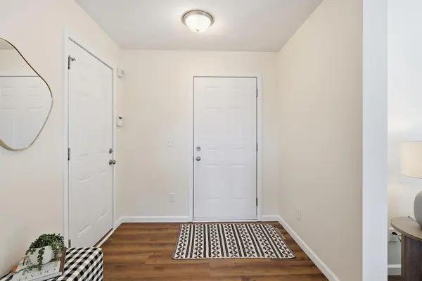 933 Aspen CIR, Watertown, MN 55388