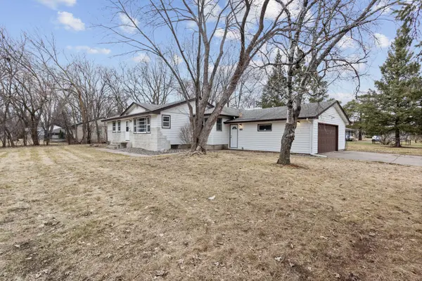 7300 64th AVE N, Brooklyn Park, MN 55428