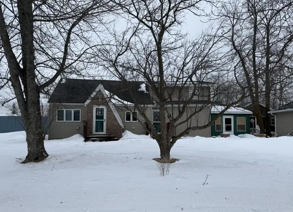 1702 3rd AVE W, International Falls, MN 56649