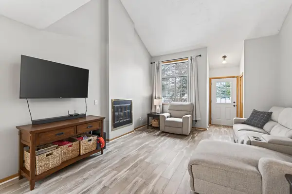9935 Russell AVE N #6, Brooklyn Park, MN 55444