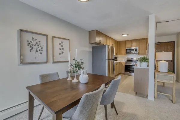 7601 W 101st ST #216, Bloomington, MN 55438