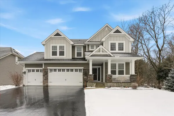 3721 Strawberry LN, Chanhassen, MN 55331