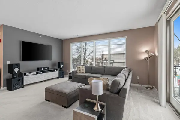 1070 Grandview CT NE #207, Columbia Heights, MN 55421