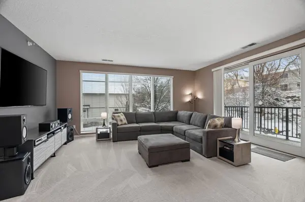 1070 Grandview CT NE #207, Columbia Heights, MN 55421