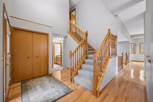 13584 Aspen DR, Rogers, MN 55374
