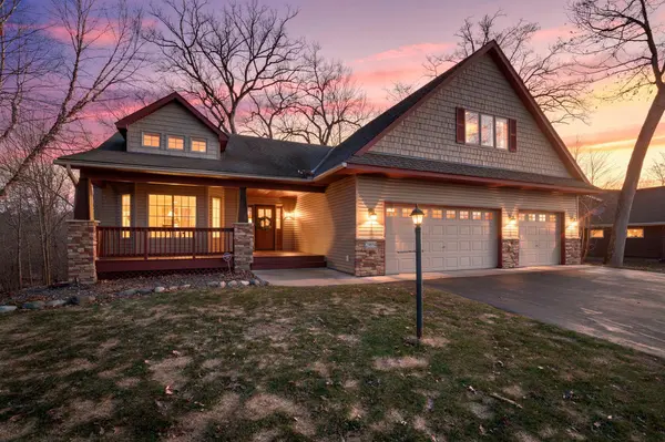 29694 Hidden Forest BLVD,  Chisago City,  MN 55013