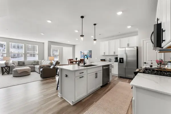 14965 Athlone PL, Rosemount, MN 55068