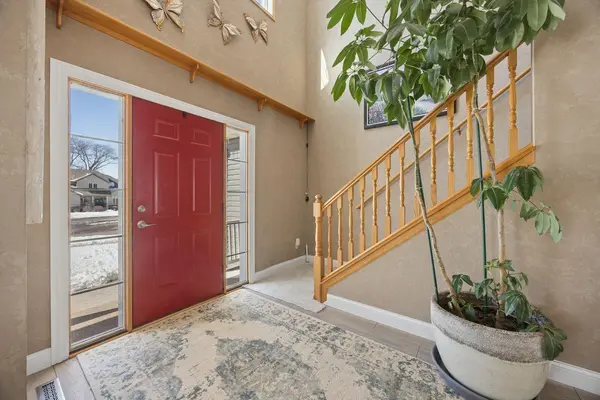 828 Wollak WAY, Sauk Rapids, MN 56379