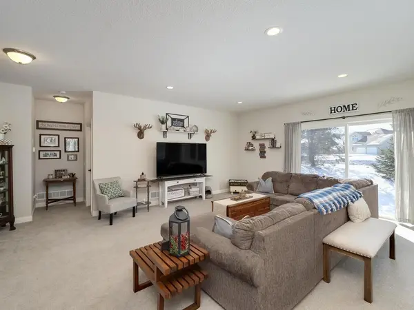 404 Grant AVE SE, Hutchinson, MN 55350