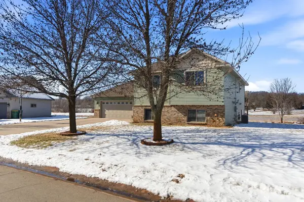 26109 Bluebird LN, Rockville, MN 56301