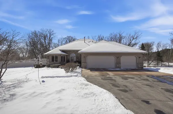 8960 186th AVE NE, Forest Lake, MN 55025