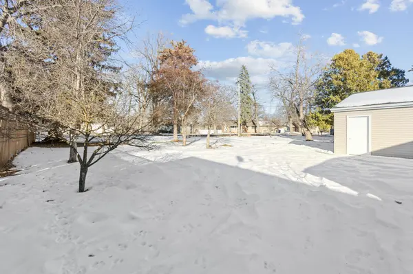 516 Dayton RD, Champlin, MN 55316