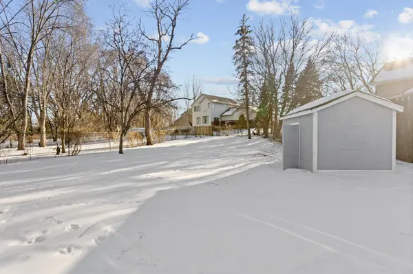 516 Dayton RD, Champlin, MN 55316