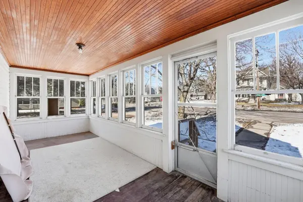 4 Riverside AVE NE, Melrose, MN 56352
