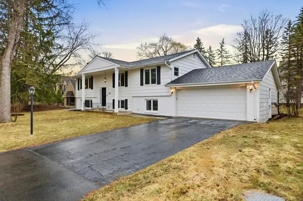 6501 Aspen RD, Edina, MN 55436