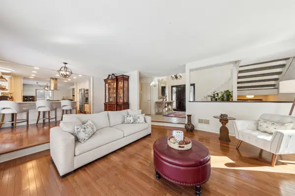 7720 Shaughnessy RD, Edina, MN 55439