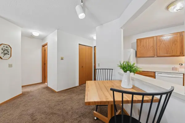 8037 Xerxes AVE S #135, Bloomington, MN 55431