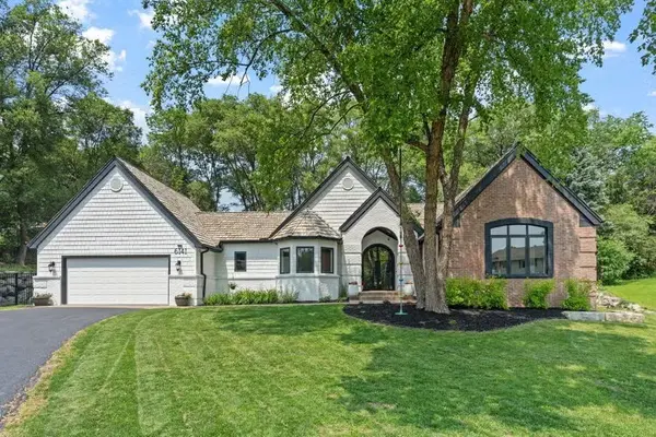 6141 Sherman CIR, Edina, MN 55436