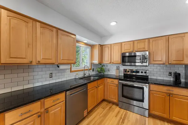 4826 W 140th ST, Savage, MN 55378
