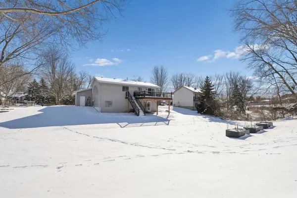 3710 Fox TRL, Saint Bonifacius, MN 55375