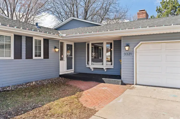 3321 Churchill ST, Shoreview, MN 55126