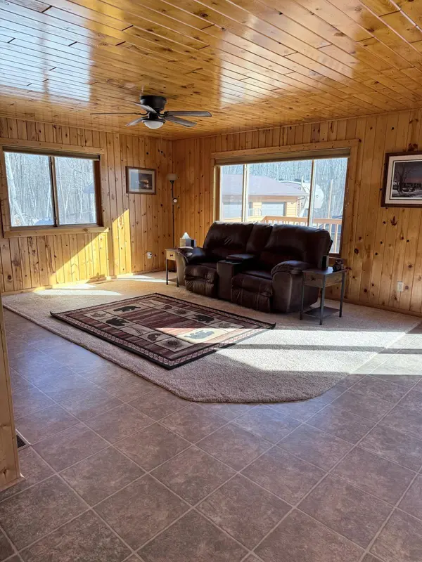 5564 40th ST SW, Pine River, MN 56474