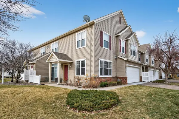 5055 Holly LN N #4,  Plymouth,  MN 55446