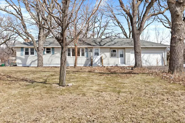 3948 9th AVE, Anoka, MN 55303