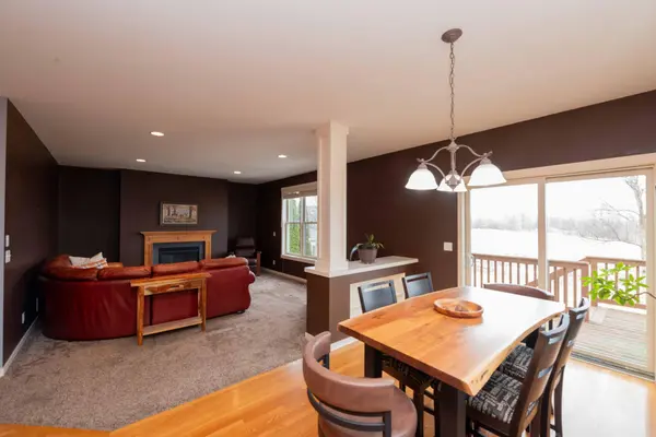 11446 Balsam WAY, Woodbury, MN 55129