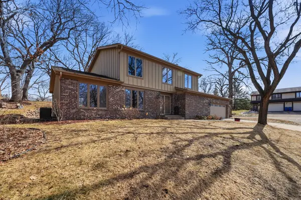 110952 Von Hertzen CT, Chaska, MN 55318