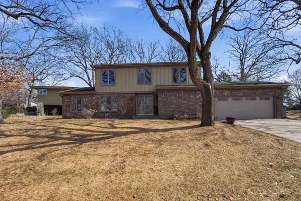 110952 Von Hertzen CT, Chaska, MN 55318