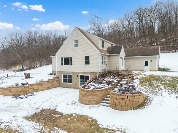 9350 75th ST NW, Byron, MN 55920