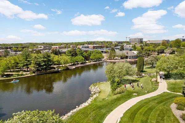 7540 Edinborough WAY #1319, Edina, MN 55435