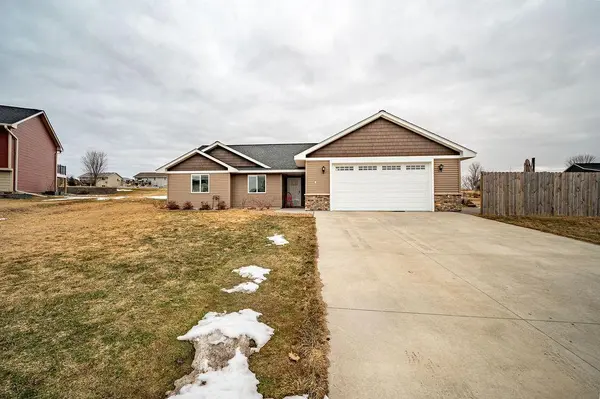 873 Hills LN, Ellsworth, WI 54011