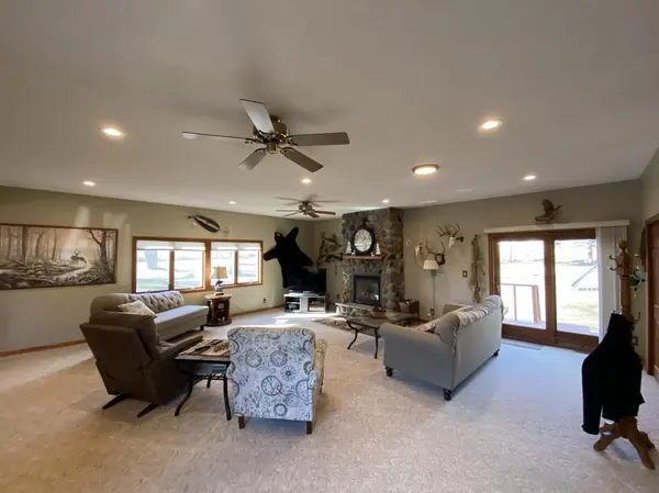 2473 SE Marshall ST, Albert Lea, MN 56007