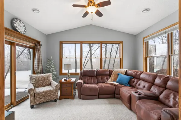 343 Sophia AVE E, Maplewood, MN 55117