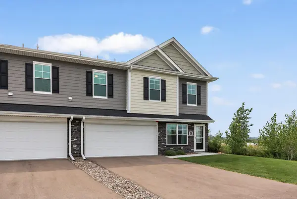 11010 Yalta ST NE #E, Blaine, MN 55449