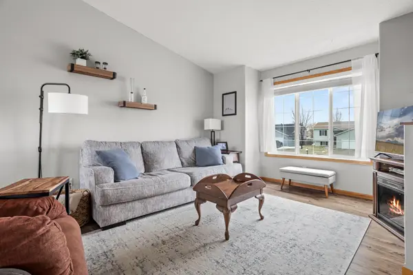 952 38 1/2 AVE W, West Fargo, ND 58078