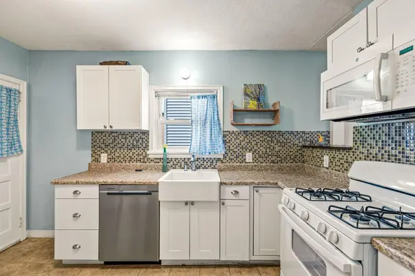 1856 Orange AVE E, Saint Paul, MN 55119