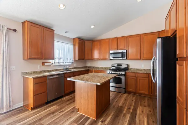 12719 Huntington AVE S, Savage, MN 55378