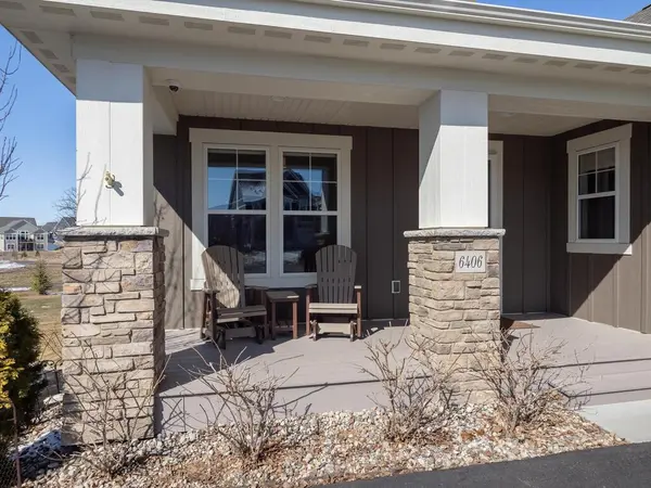 6406 Timber Arch DR, Chaska, MN 55318