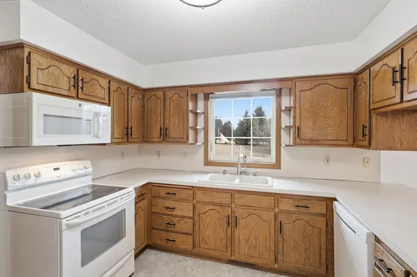 17901 Uplander ST NW, Andover, MN 55304